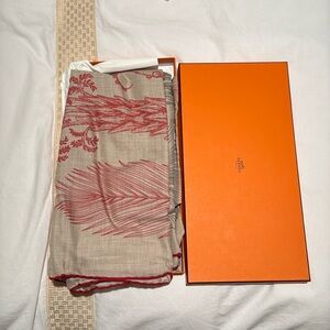 New with tags; Hermes silk and cashmere scarf; 4 ft x 4 ft